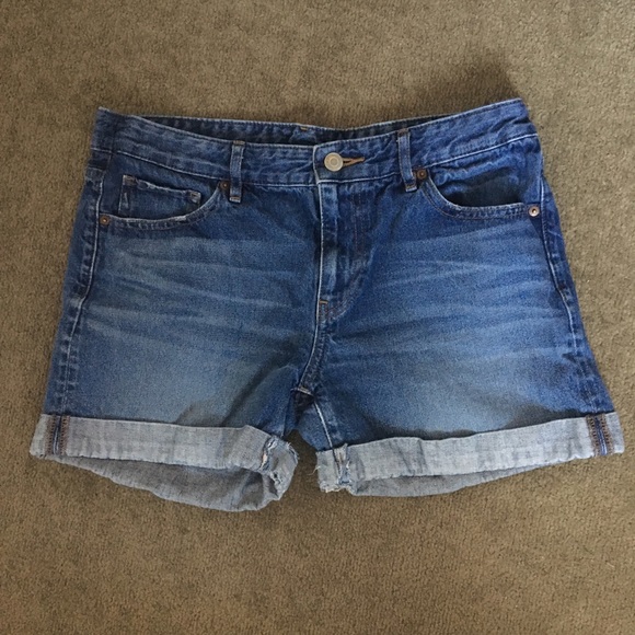 uniqlo denim shorts